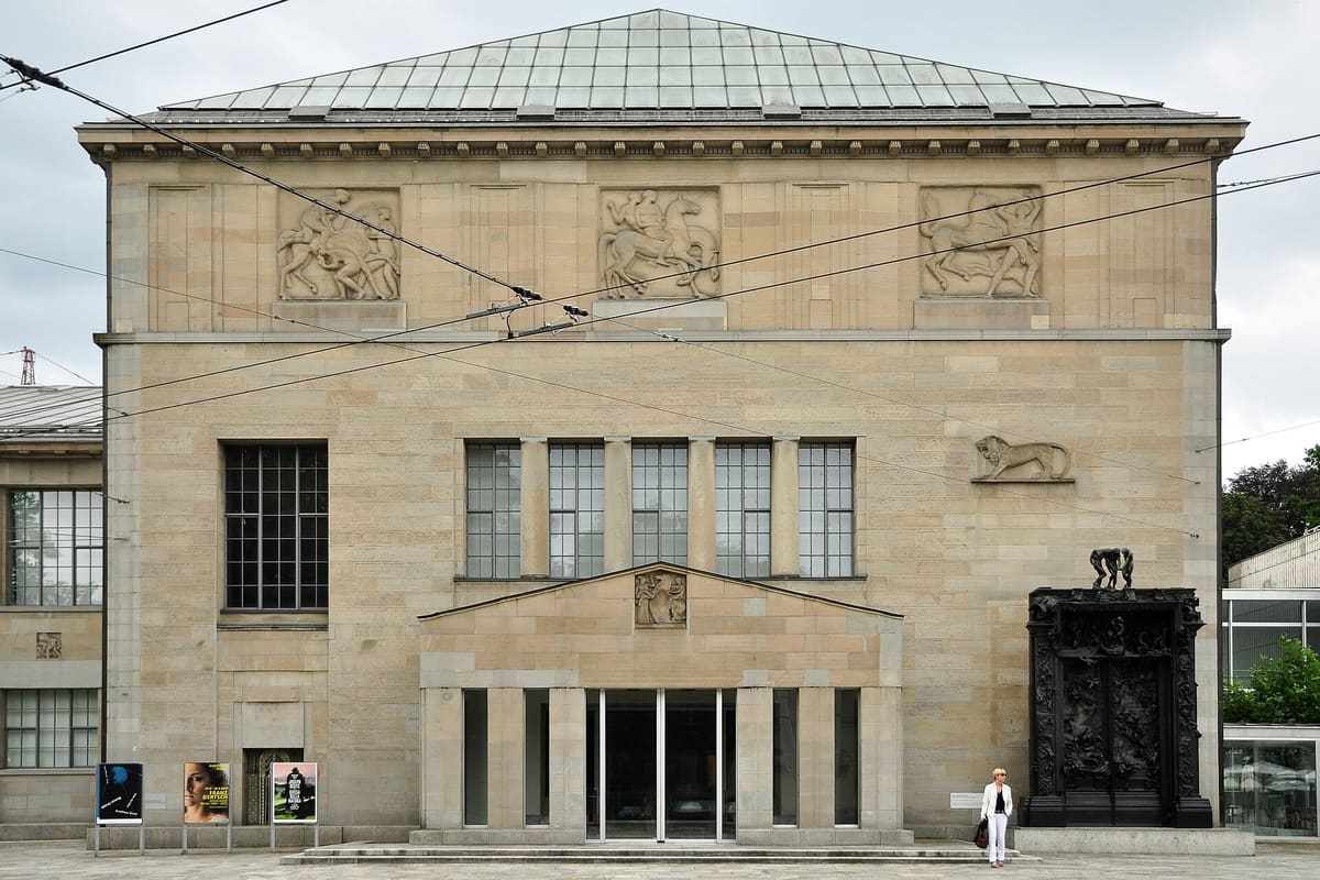 Façade of the Kunsthaus Zürich Moser building on Heimplatz